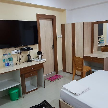 Jimmy Guest House Calcutta Extérieur photo