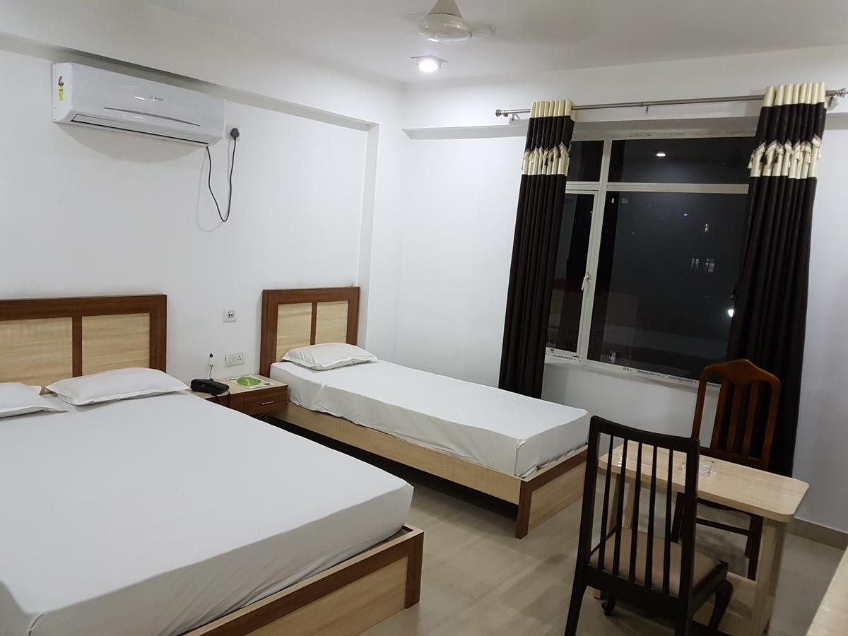 Jimmy Guest House Calcutta Extérieur photo