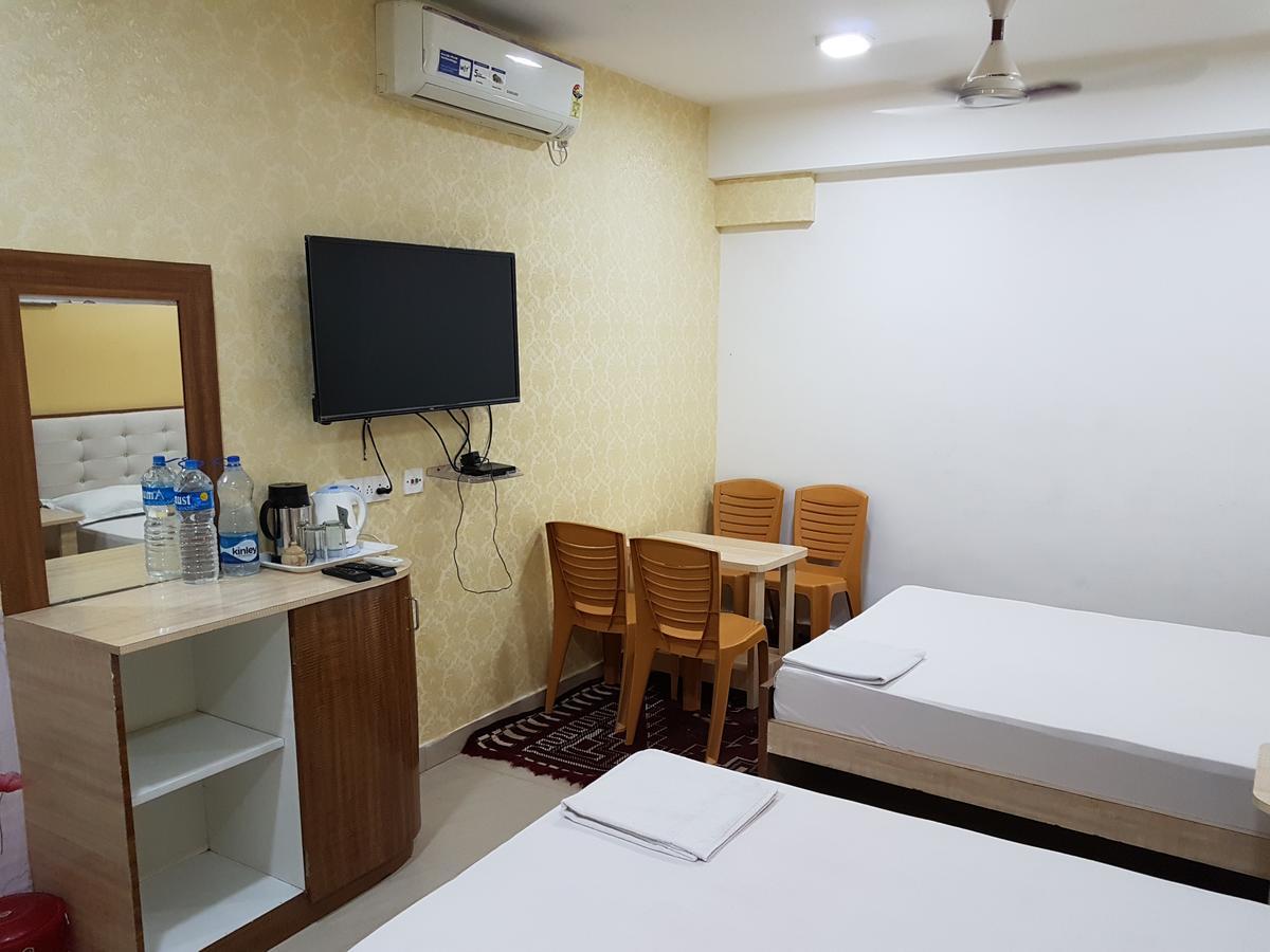 Jimmy Guest House Calcutta Extérieur photo