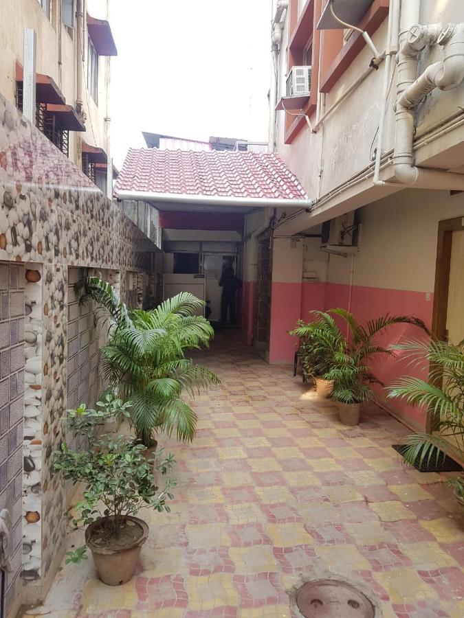 Jimmy Guest House Calcutta Extérieur photo